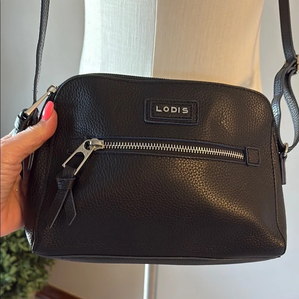Lodis sleek stylish